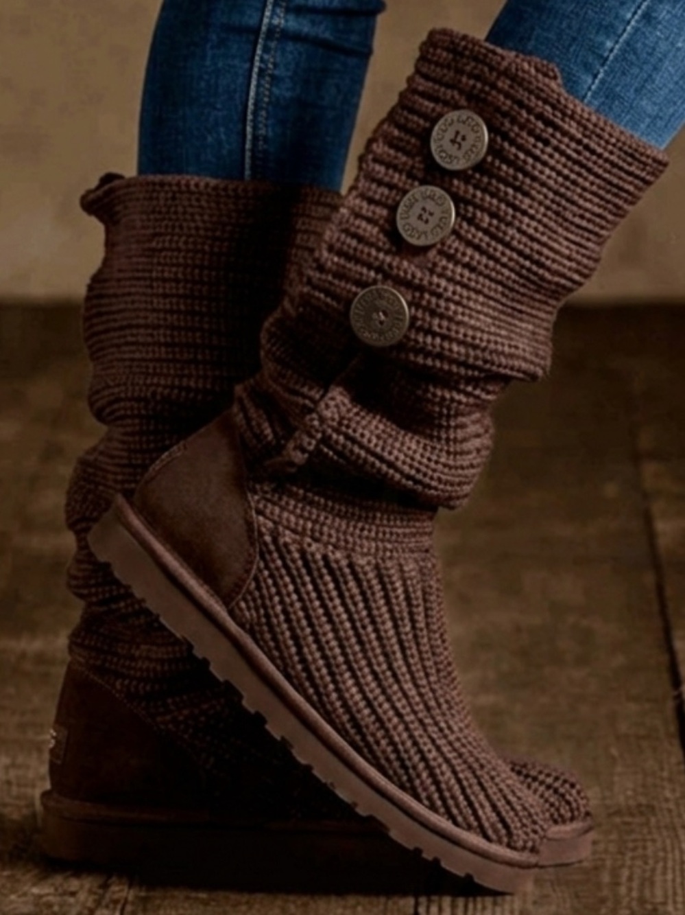 UGG Classic Cardy Knit Boots in chocolate Brown, Excellent Condition
